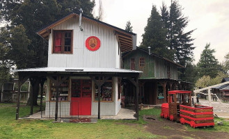 Silvestre Comida Vegetariana Colonia Suiza outside