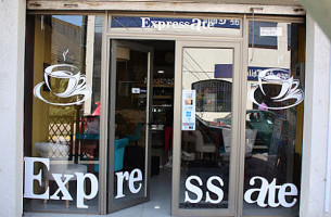 Cafeteria Expressate outside