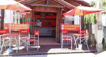 Andes Pizza Exterior