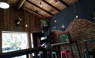 Taktik Llaktak: Casa De Té inside