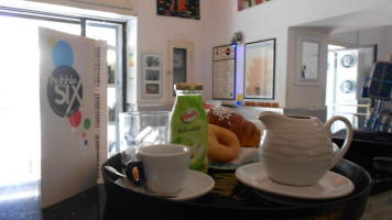 Heladeria Dessio inside