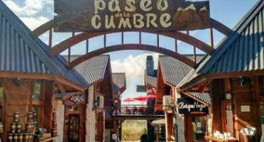 Bosque Negro outside