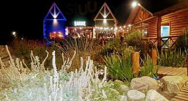 Barone Ventania outside