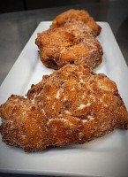 La Tasca Los Reartes food