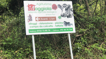 Pizza Nautica outside