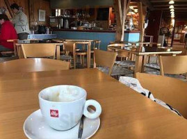 Bodega Del Abuelo À l'intérieur