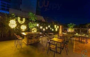 Khabala À l'intérieur