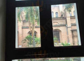 Donna Lia À l'intérieur