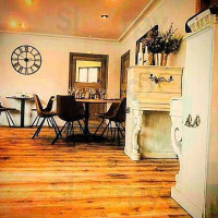 1899 Resto À l'intérieur