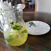 La Proa Del Solís food