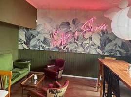 The Lab Coffee Roasters À l'intérieur