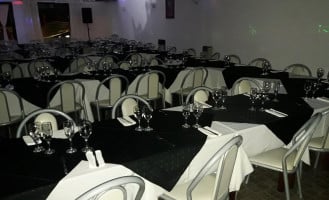 La Cantonada inside