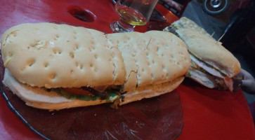 Toto's Villa Krause Comedor food