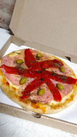 Pizzeria Giovanni's food