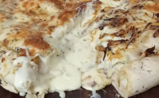 Pizzeria Giovanni's food