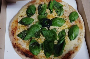 Pizzeria Giovanni's food