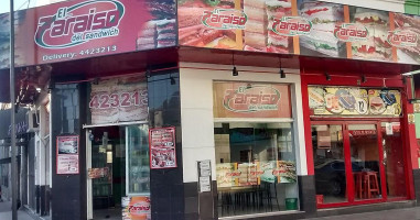 El Paraiso Del Sandwich outside