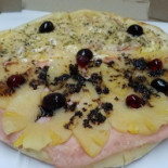 Pizzas Express Guernica food