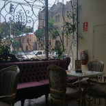 Sofa Cafe Dentro