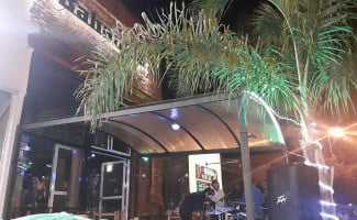 Bahamas Pub Exterior