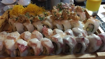 Hana Sushi food