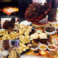 Lechones Avalos food