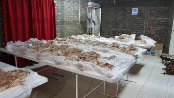 Lechones Avalos inside