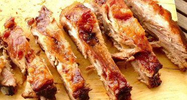 Lechones Avalos food