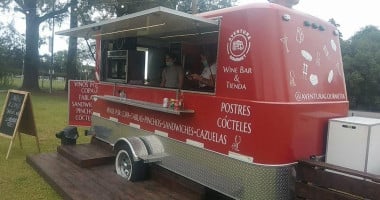 Aventuragourmet outside