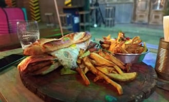 La Birra Es Bella food