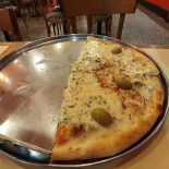 Hannoy Pizzeria Resto Nourriture