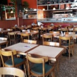 Hannoy Pizzeria Resto À l'intérieur