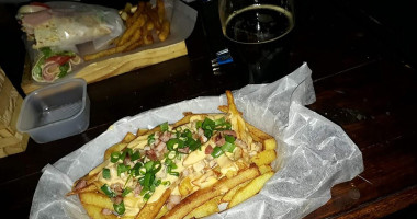 Arnulfo De Metz Cerveceria Artesanal food