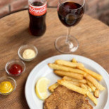 El Mangrullo Cocina Y Fuegos drink