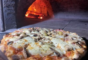 Perico Pizzeria food