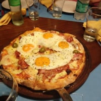 Perico Pizzeria food