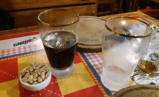 Pizza Fava Cipolletti drink