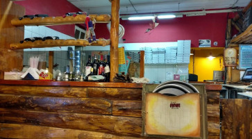 Pizza Fava Cipolletti inside