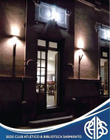 Sede Club Atletico Y Biblioteca Sarmiento Inside