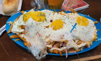 Far West Lomos Y Pachatas Comida