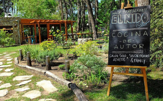 El Nido Bistro outside