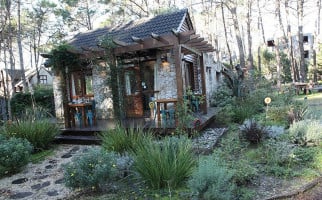 El Nido Bistro outside