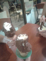 Heladeria Cremolatti drink