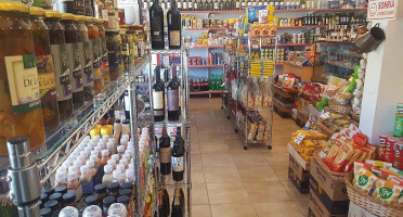 Da Colucci Almacén Gourmet À l'intérieur