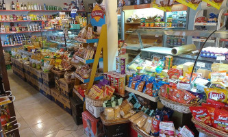 Da Colucci Almacén Gourmet À l'intérieur