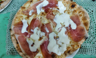 Callejón Cervecería food