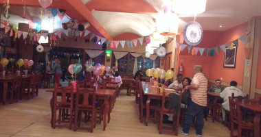 El Tano inside