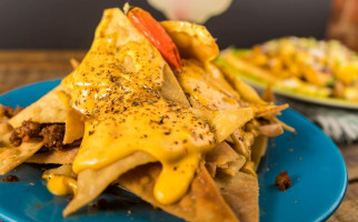 Lupe Chiringo Comida