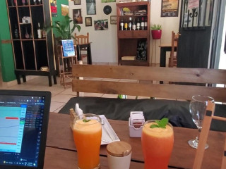 La Chiva Cafe