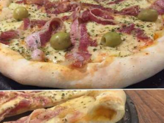 La Tana Pizza A La Piedra